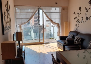 Bellisimo Semipiso 3 Ambientes con Balcon y Cochera. VENDIDO!