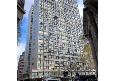 Departamento de 2 Ambientes en piso alto. ALQUILADO